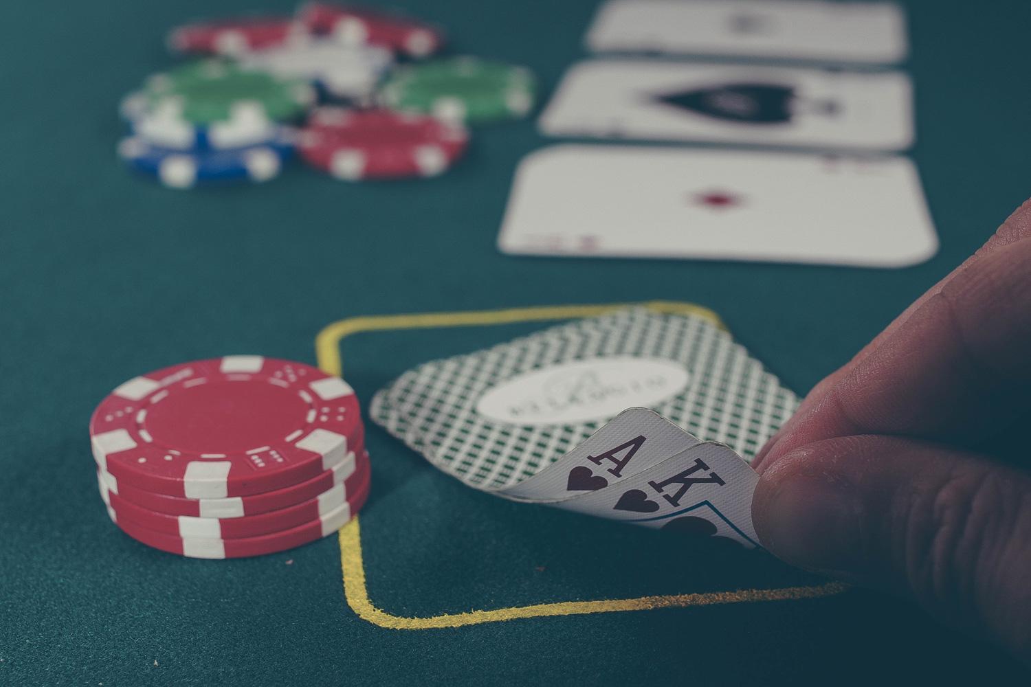 London casino texas holdem poker